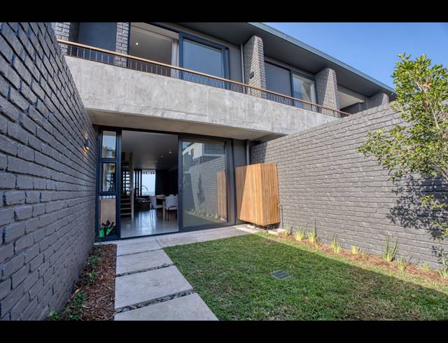 3 BEDROOM APARTMENT FOR SALE IN ZULULAMI LUXURY COASTAL ESTATE